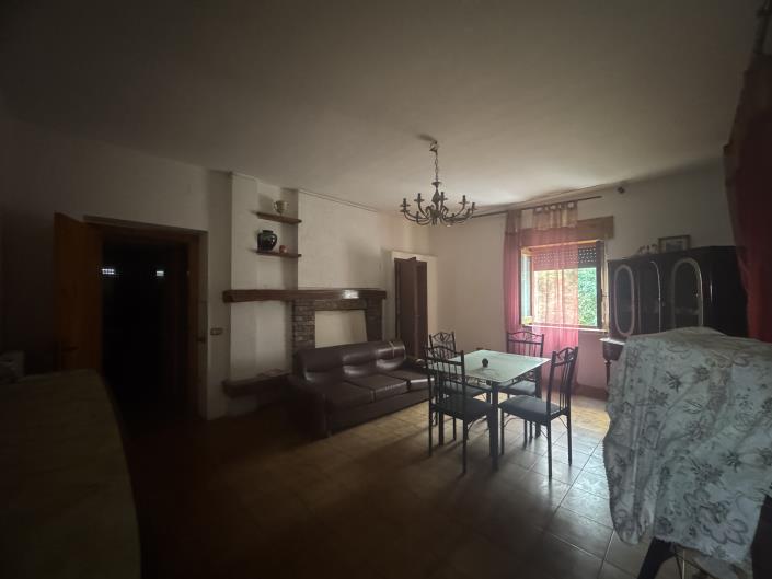 Image No.6-2 Bed Semi-Detached for sale