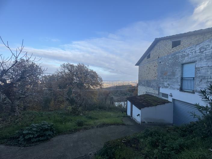 Image No.21-2 Bed Semi-Detached for sale