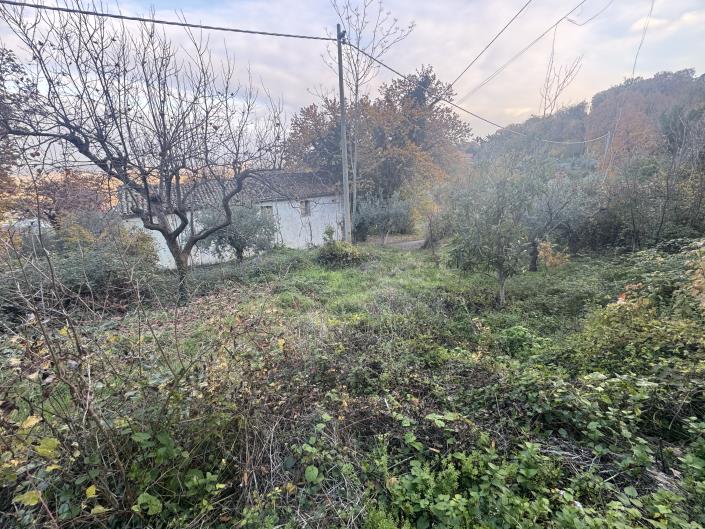 Image No.28-2 Bed Semi-Detached for sale