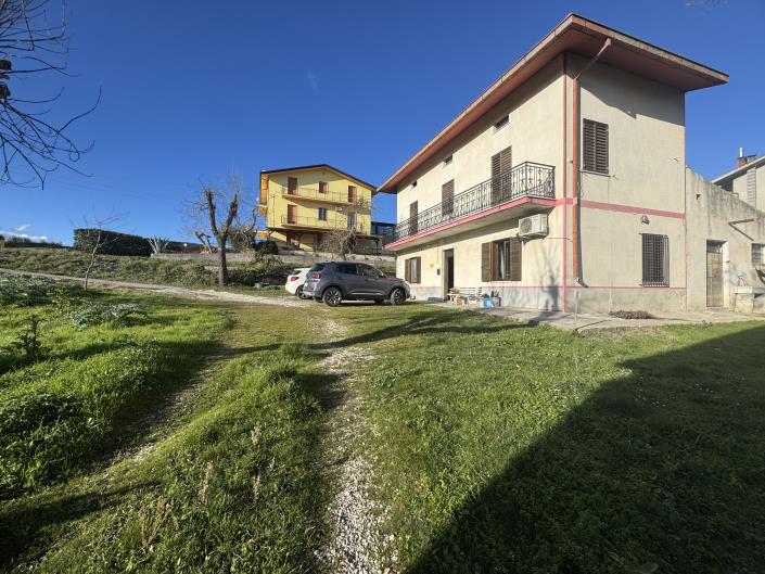 Image No.47-Propriété de pays de 2 chambres à vendre à Atessa