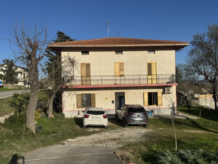 Image No.48-Propriété de pays de 2 chambres à vendre à Atessa