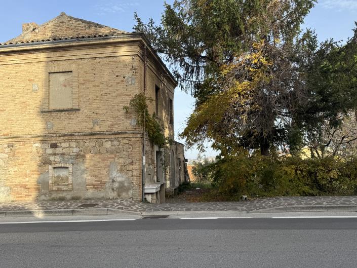 Image No.39-2 Bed Villa / Detached for sale