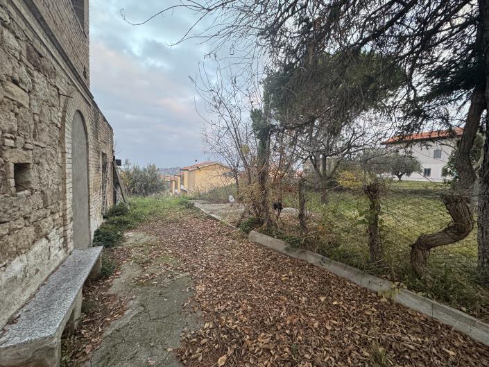 Image No.17-2 Bed Villa / Detached for sale