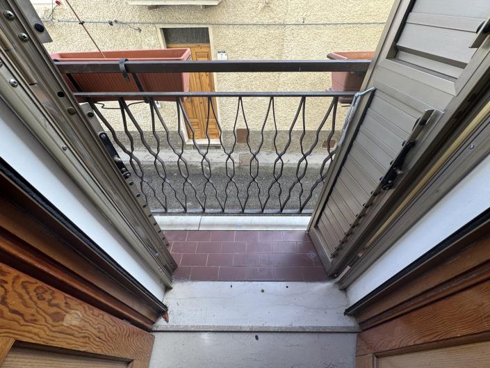 Image No.19-2 Bed Apartment for sale