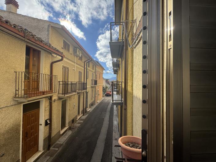 Image No.18-2 Bed Apartment for sale