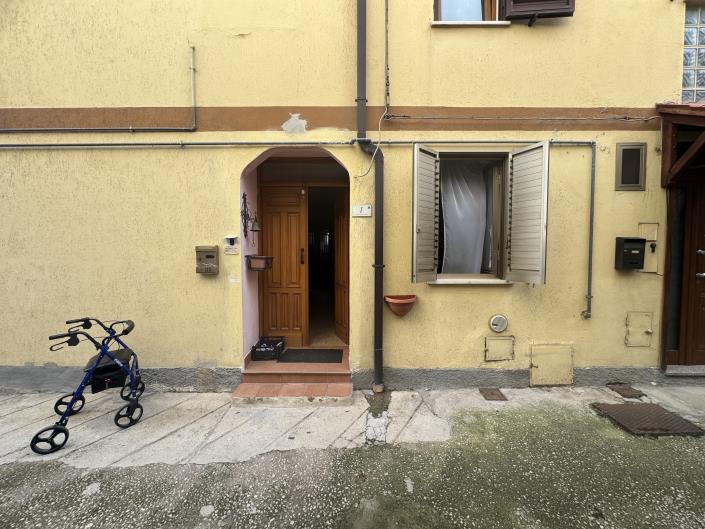 Image No.25-2 Bed Apartment for sale