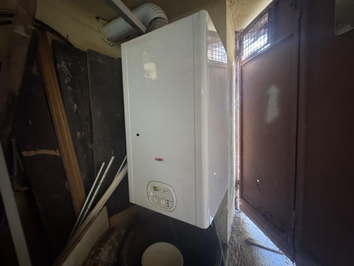 Image No.35-2 Bed Apartment for sale