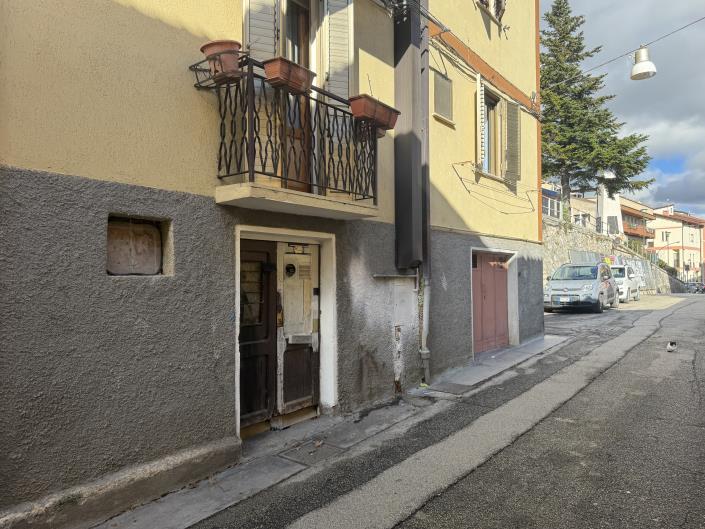 Image No.39-2 Bed Apartment for sale