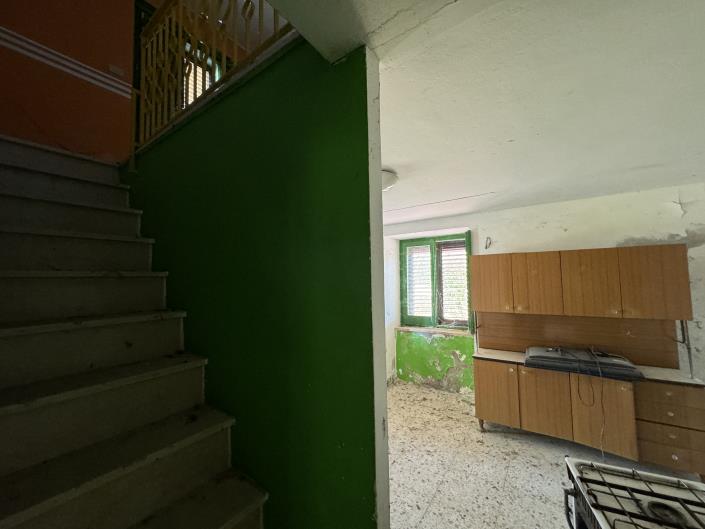 Image No.9-1 Bed Farmhouse for sale