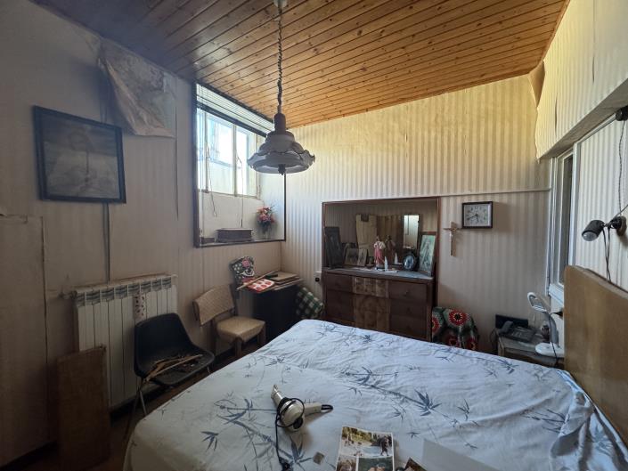 Image No.12-2 Bed Townhouse for sale