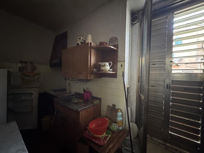 Image No.16-2 Bed Townhouse for sale