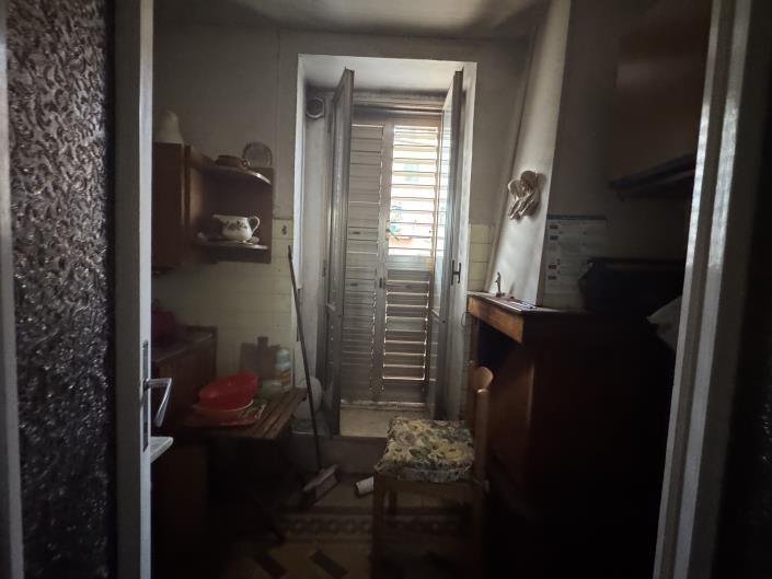 Image No.35-2 Bed Townhouse for sale