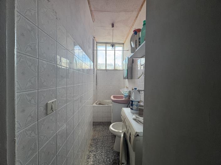 Image No.41-2 Bed Townhouse for sale