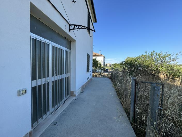 Image No.43-Villa / Detached for sale