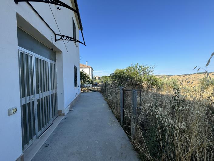 Image No.44-Villa / Detached for sale