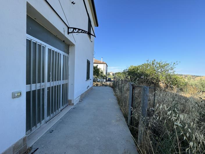 Image No.46-Villa / Detached for sale