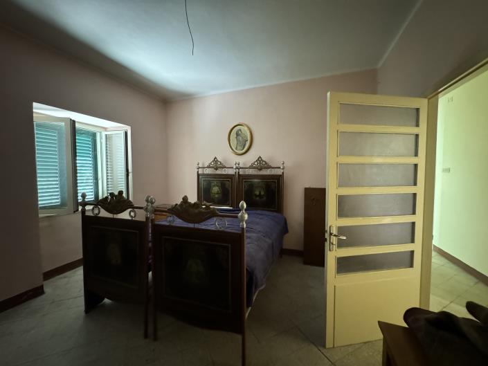 Image No.10-3 Bed Villa / Detached for sale