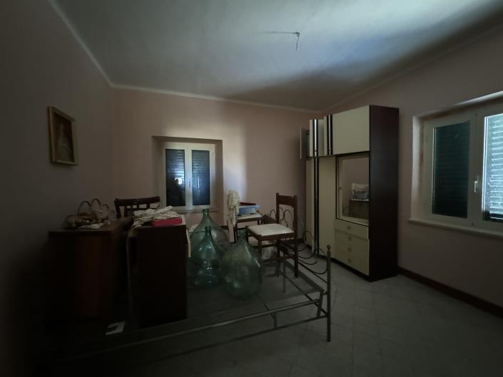 Image No.14-3 Bed Villa / Detached for sale