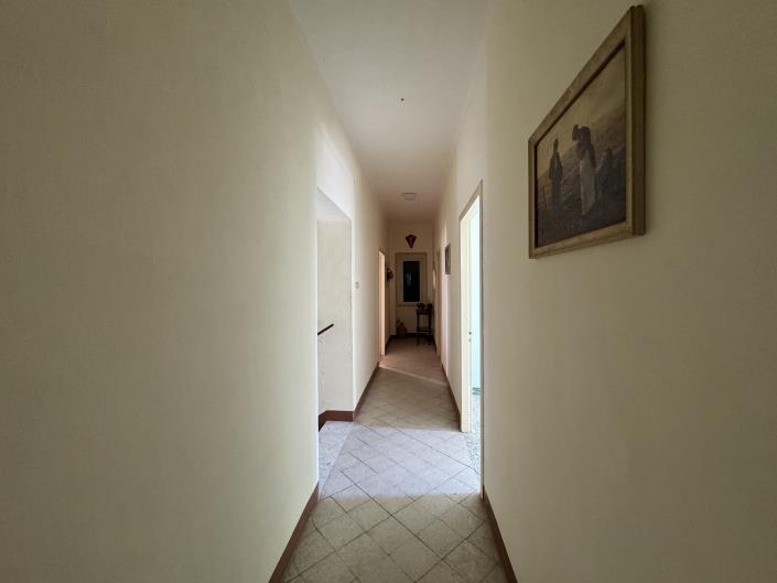 Image No.19-3 Bed Villa / Detached for sale