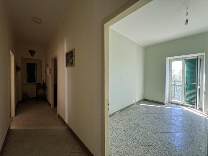 Image No.33-3 Bed Villa / Detached for sale