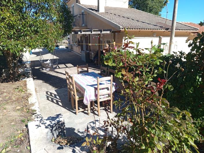 Image No.18-3 Bed Farmhouse for sale