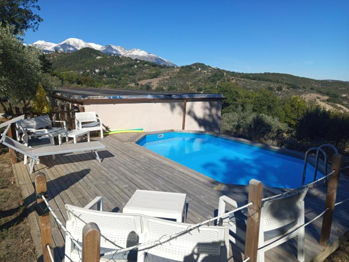 Image No.2-3 Bed Farmhouse for sale