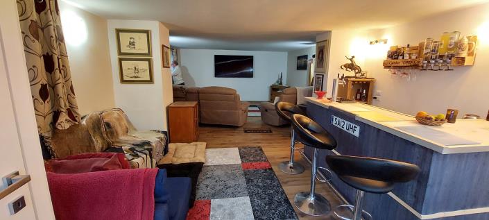 Image No.33-3 Bed Farmhouse for sale