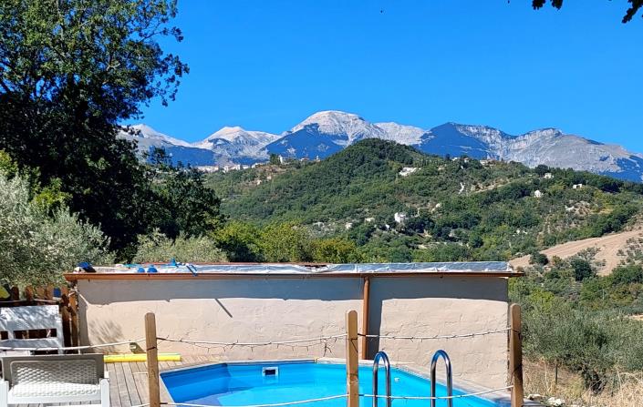 Image No.39-3 Bed Farmhouse for sale