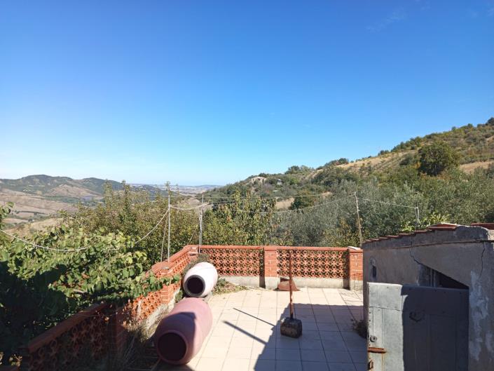 Image No.3-2 Bed Townhouse for sale