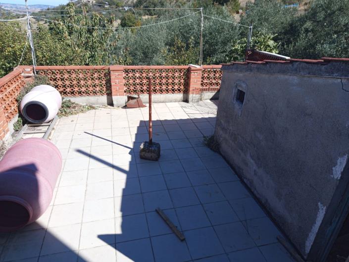 Image No.19-2 Bed Townhouse for sale