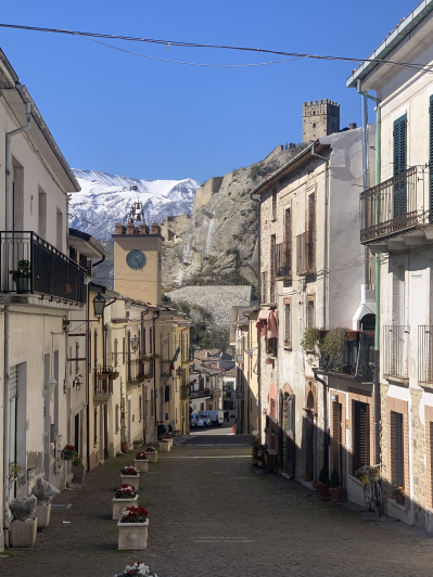 Image No.57-2 Bed Townhouse for sale