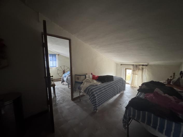 Image No.36-2 Bed Townhouse for sale