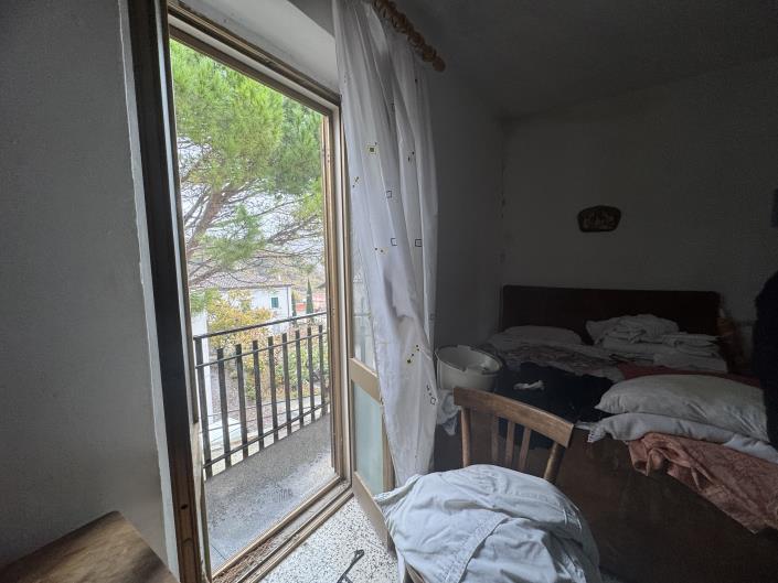 Image No.39-2 Bed Townhouse for sale