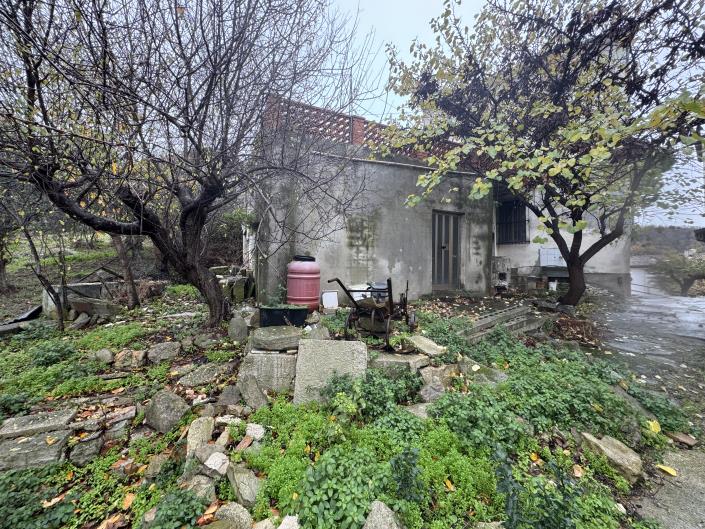 Image No.49-2 Bed Townhouse for sale