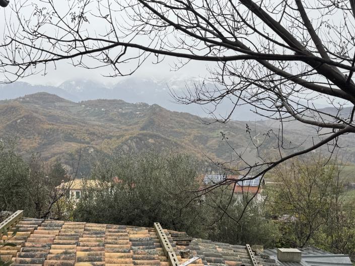 Image No.50-2 Bed Townhouse for sale