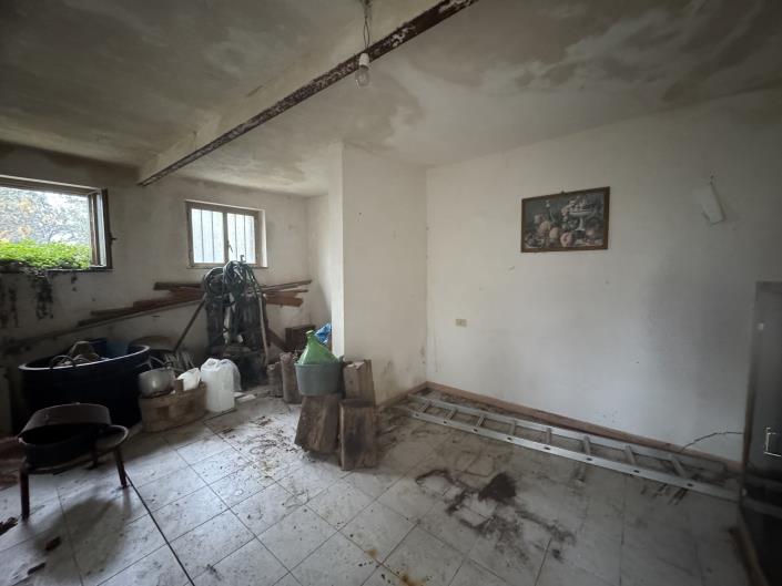 Image No.48-2 Bed Townhouse for sale