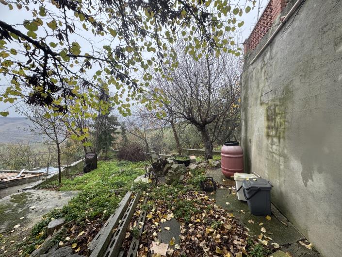 Image No.51-2 Bed Townhouse for sale