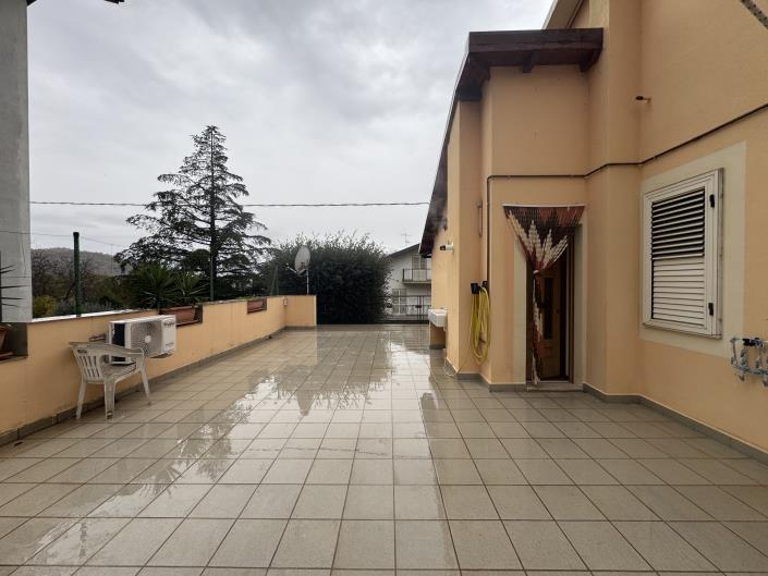 Image No.17-6 Bed Villa / Detached for sale