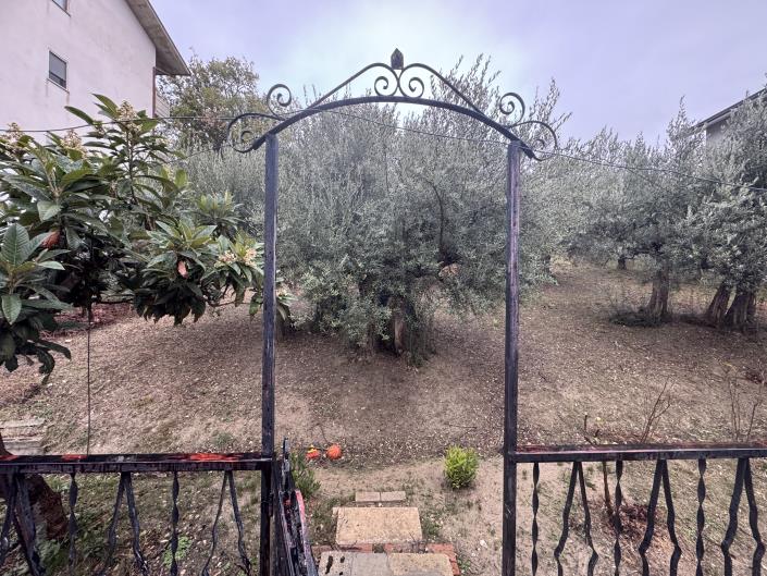 Image No.20-6 Bed Villa / Detached for sale