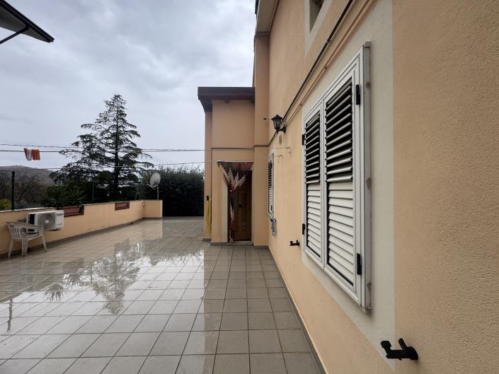 Image No.22-6 Bed Villa / Detached for sale