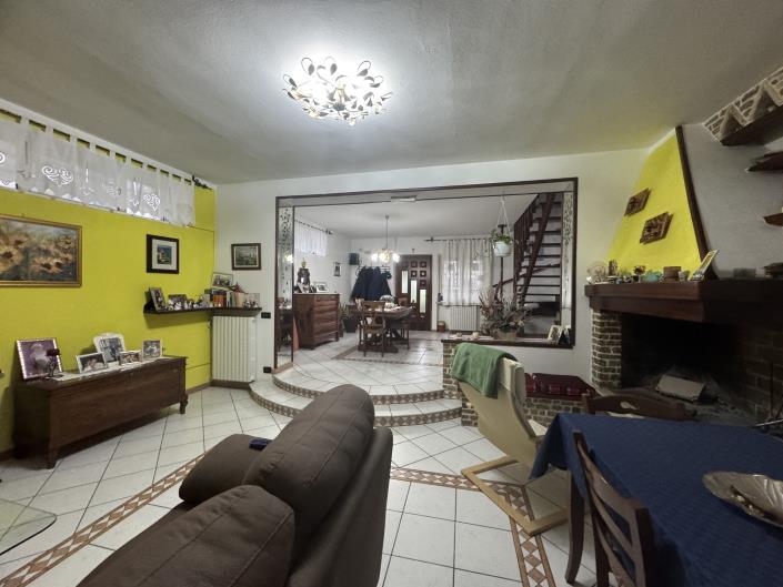 Image No.3-6 Bed Villa / Detached for sale