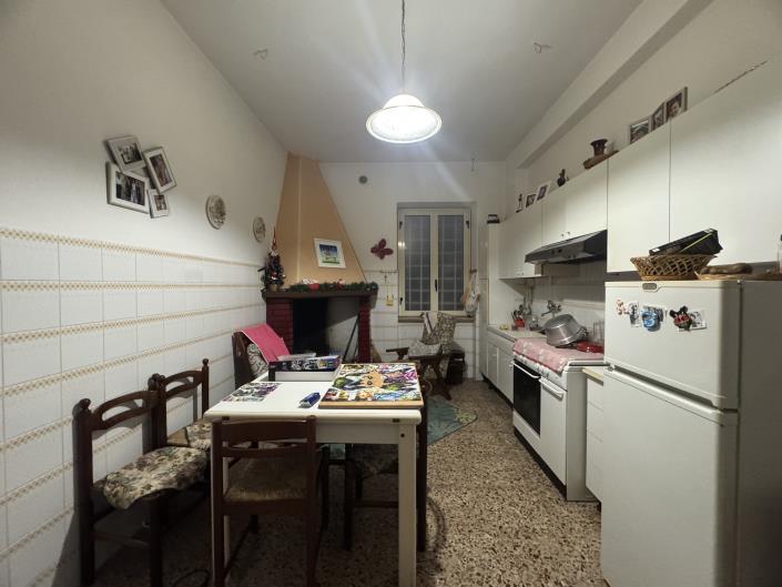 Image No.28-5 Bed Villa / Detached for sale