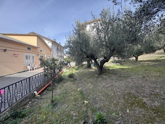 Image No.22-5 Bed Villa / Detached for sale