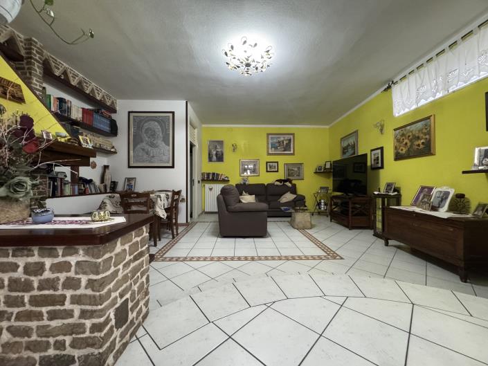 Image No.11-5 Bed Villa / Detached for sale