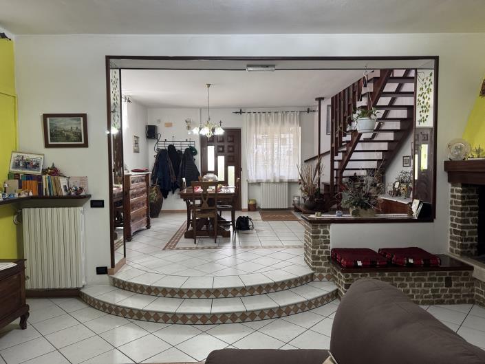 Image No.14-5 Bed Villa / Detached for sale