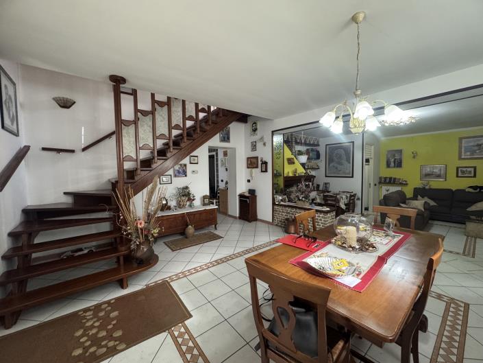 Image No.7-5 Bed Villa / Detached for sale