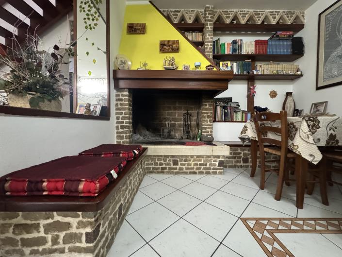 Image No.9-5 Bed Villa / Detached for sale