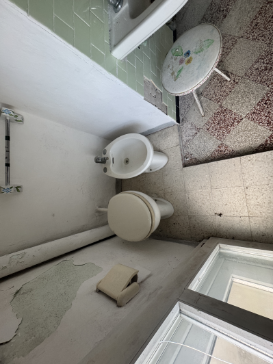 Image No.20-2 Bed Apartment for sale