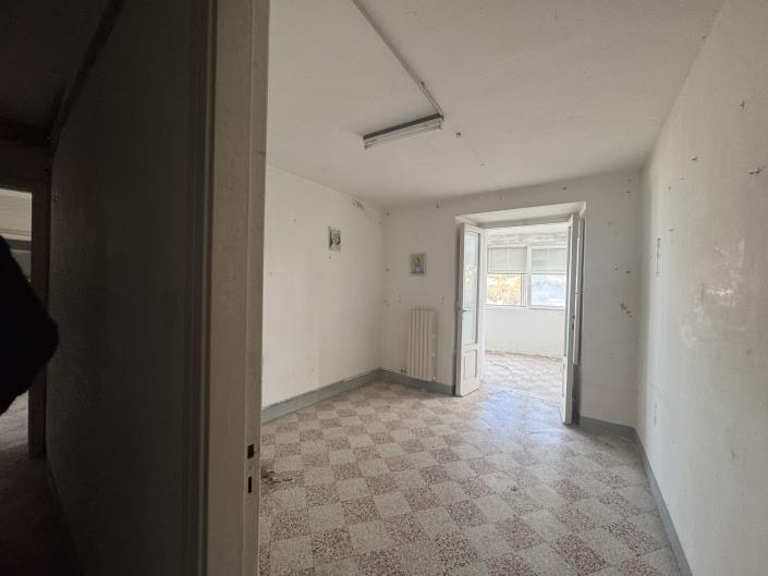 Image No.23-2 Bed Apartment for sale