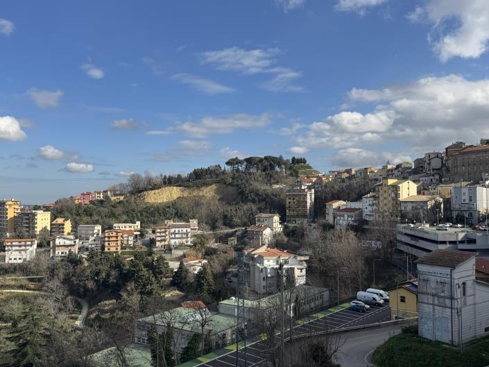 Image No.31-2 Bed Apartment for sale